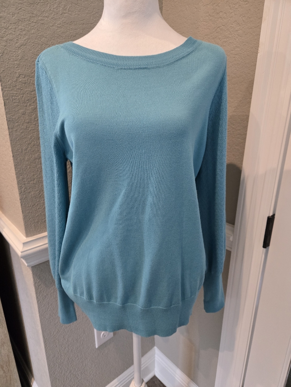 Chico's Pullover Sweater With Stitched Sleeves, Size 1 (Medium)